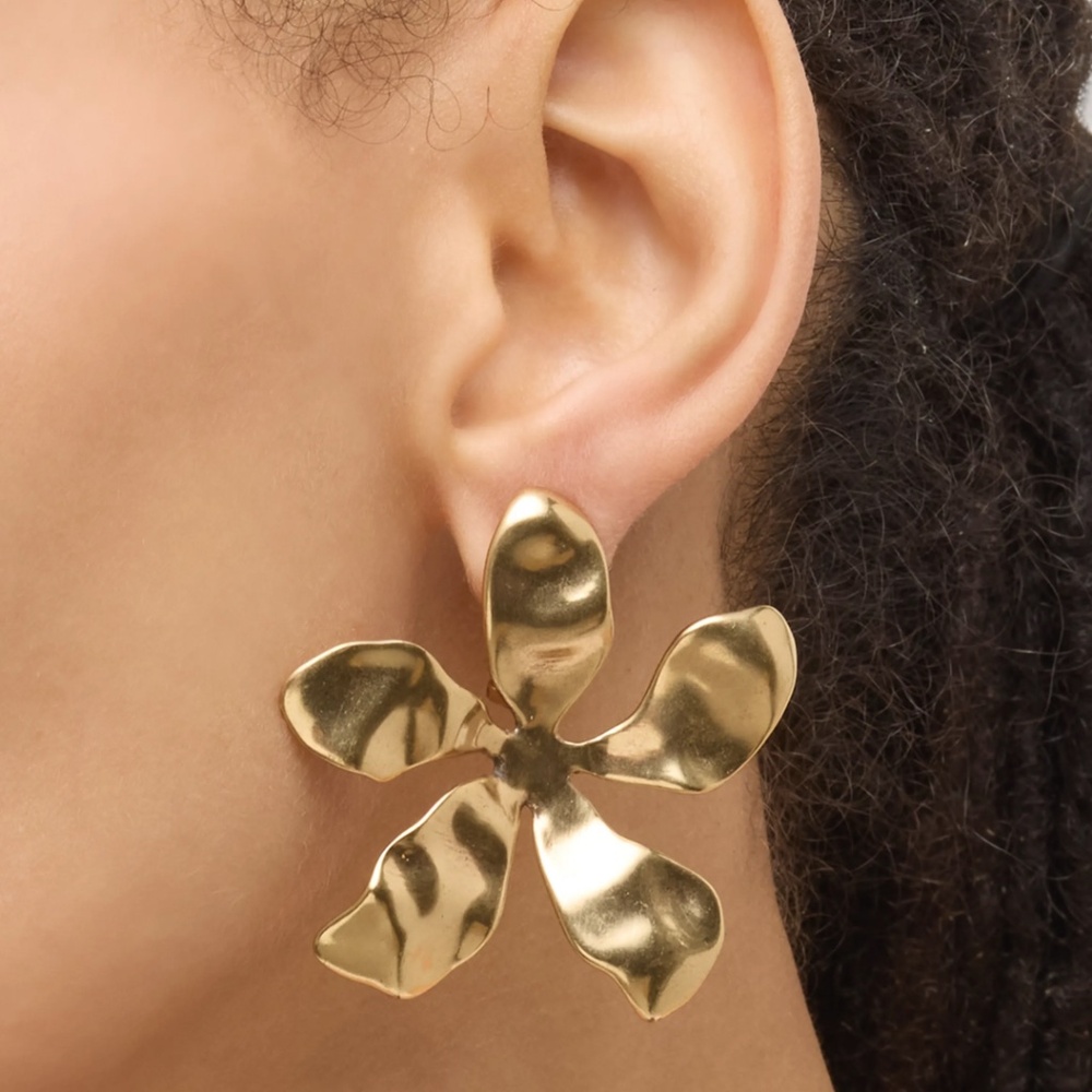 NWT Mignonne Gavigan Tangier Earrings Antique Gold